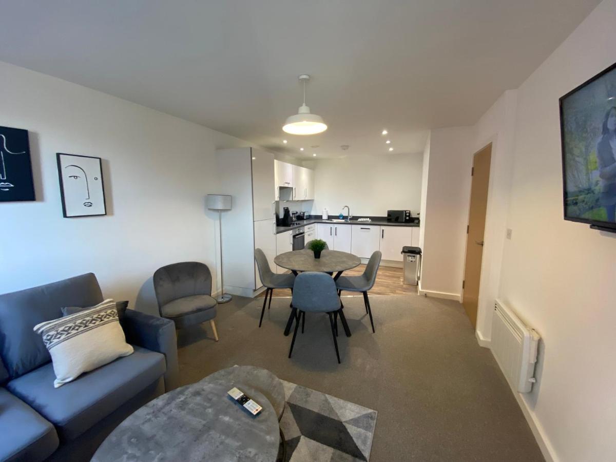 2 Bedroom, 2 Bathroom Modern Apartment Close To Ocean Village, Free Parking, Single Or Double Beds Σαουθάμπτον Εξωτερικό φωτογραφία